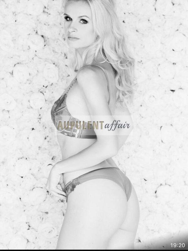 Alina Hanks Polish goddess escort companion travel companion Sandton/2 hours R 26,000 / DEPOSIT OF R10,000 UPFRONT